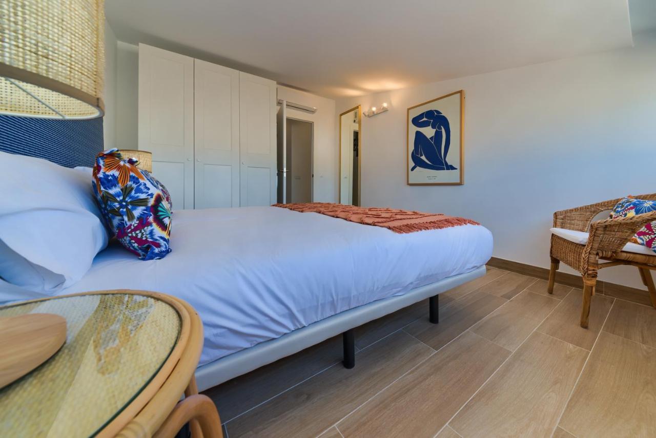 Holidays2Fuengirola Duplex With Stunning Sea View, Terraces,1St Line Beside Port Екстер'єр фото
